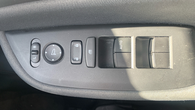 Honda Jazz 1.5 i-MMD Hybrid SE 5dr eCVT Hybrid Hatchback